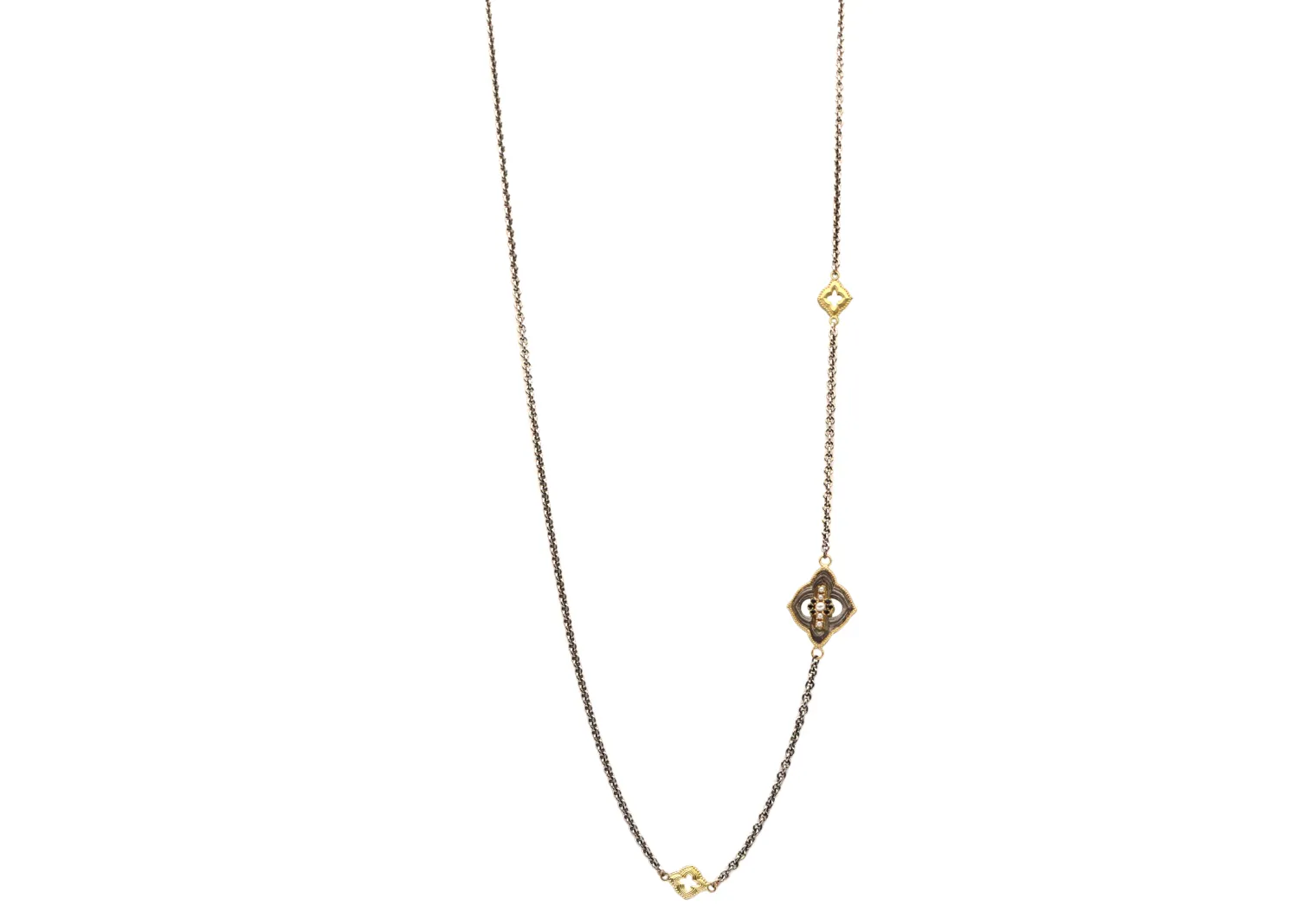 36" CHAIN LINK NECKLACE WITH 3 SCROLL STATIONS