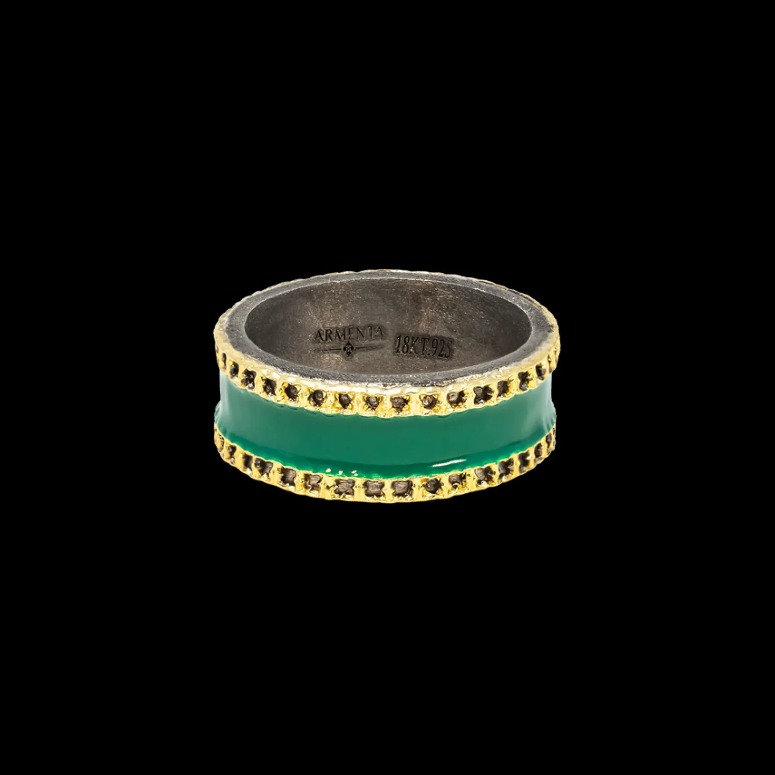 CLASSIC GREEN WIDE BAND RING
