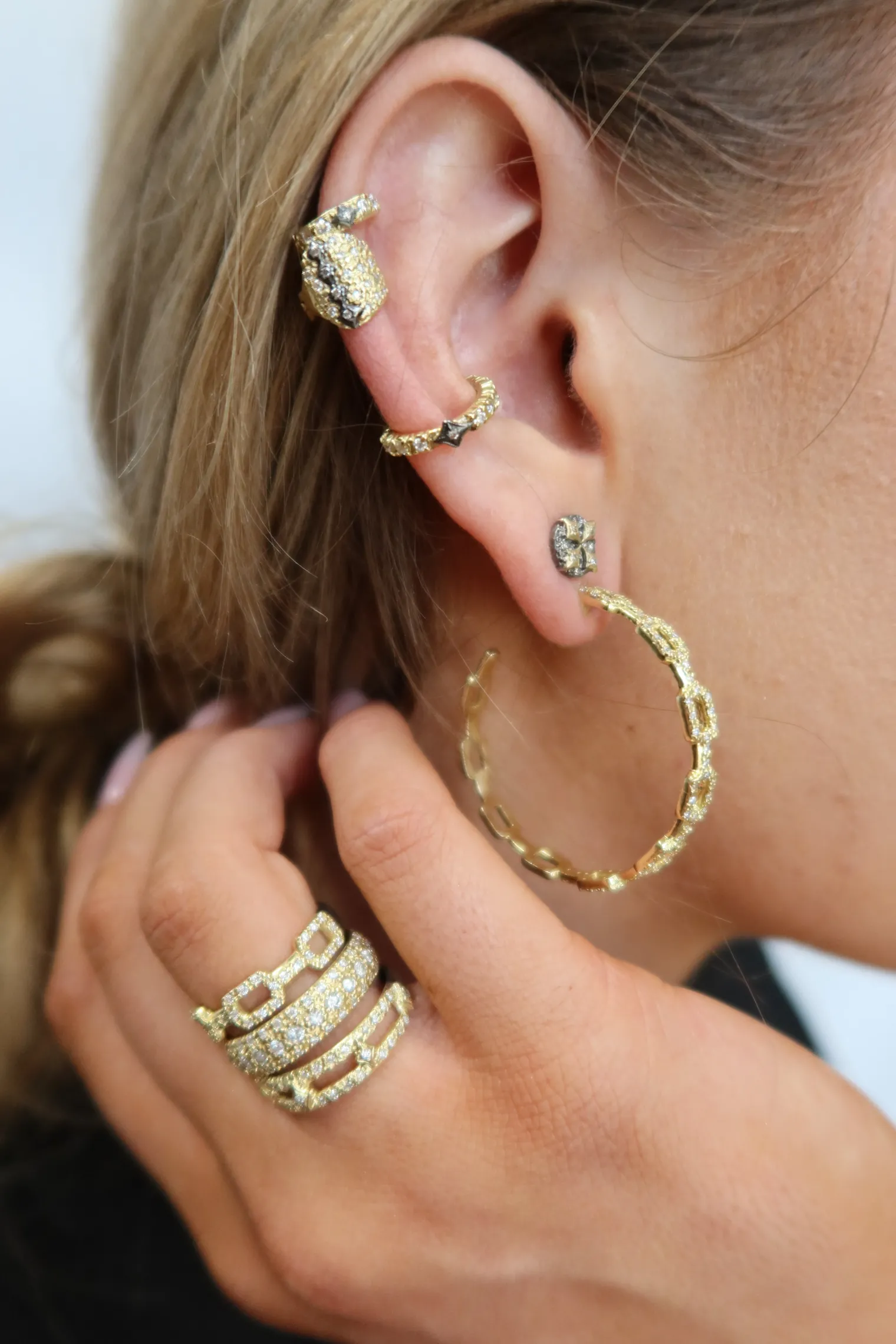 CRIVELLI CROSS STUD EARRINGS