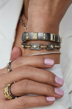 CRIVELLI DROP CHAIN LINK BRACELET