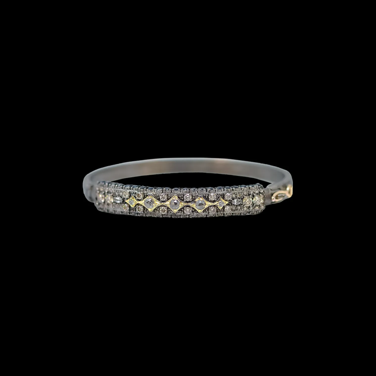 HUGGIE BRACELET WITH GREY DIAMONDS AND CRIVELLI DETAILS