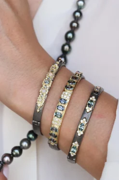 HUGGIE BRACELET WITH WHITE DIAMONDS AND BLUE LAVANDER GREY SPINEL