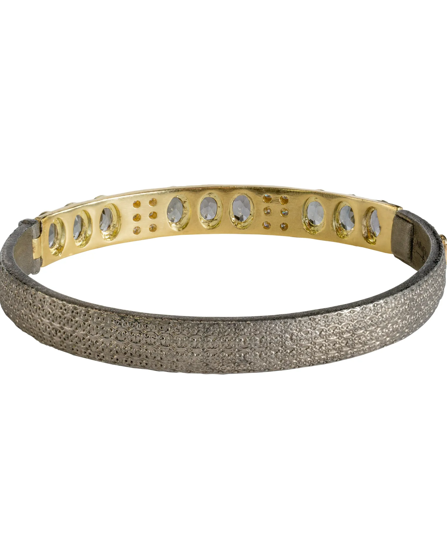 HUGGIE BRACELET WITH WHITE DIAMONDS AND BLUE LAVANDER GREY SPINEL