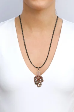 OCTOPUS MOODY ENAMEL WHIT CHAMPAGNE DIAMONDS ENHANCER