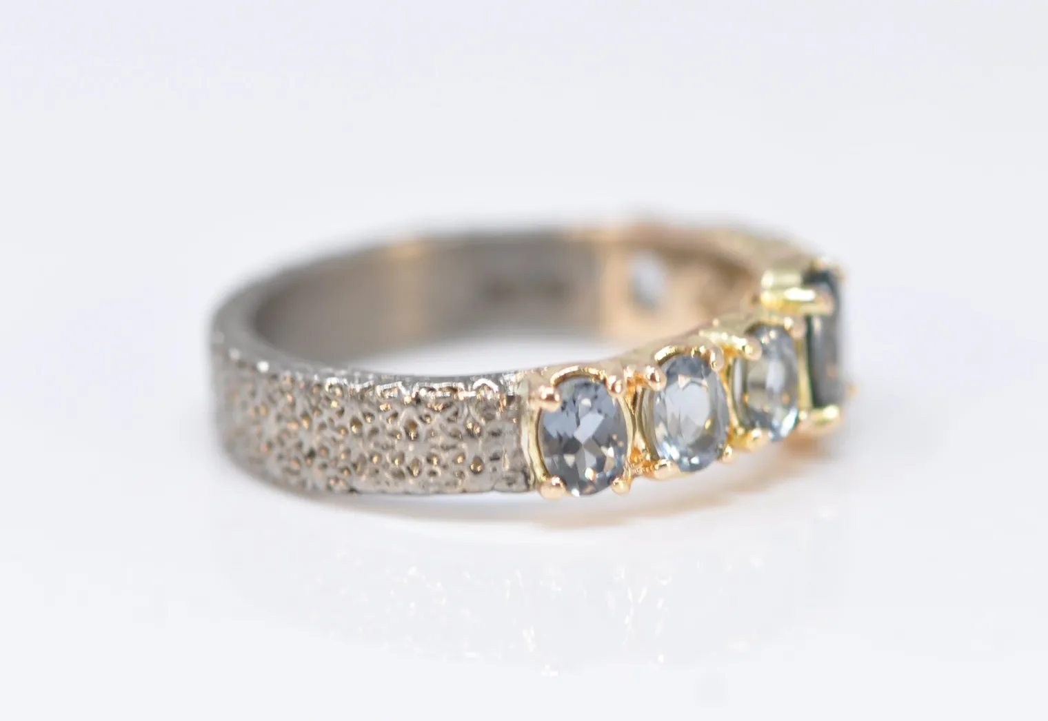 OVAL BLUE SPINEL STATEMENT RING