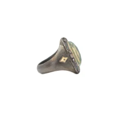 OVAL EMERALD COCKTAIL RING