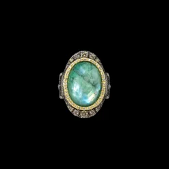 OVAL EMERALD COCKTAIL RING