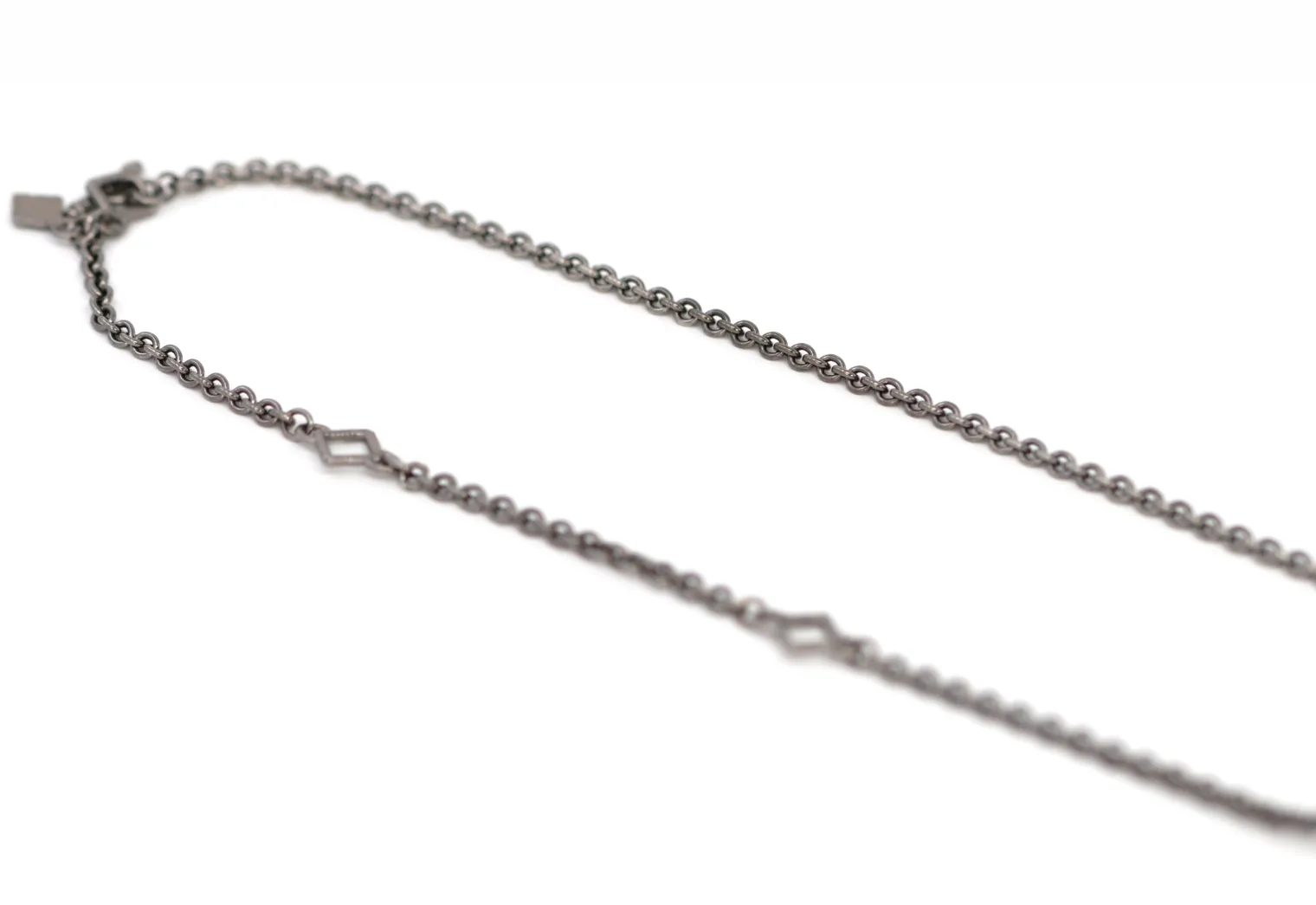 Pearl and Scroll Stations On Cable Chain Necklace