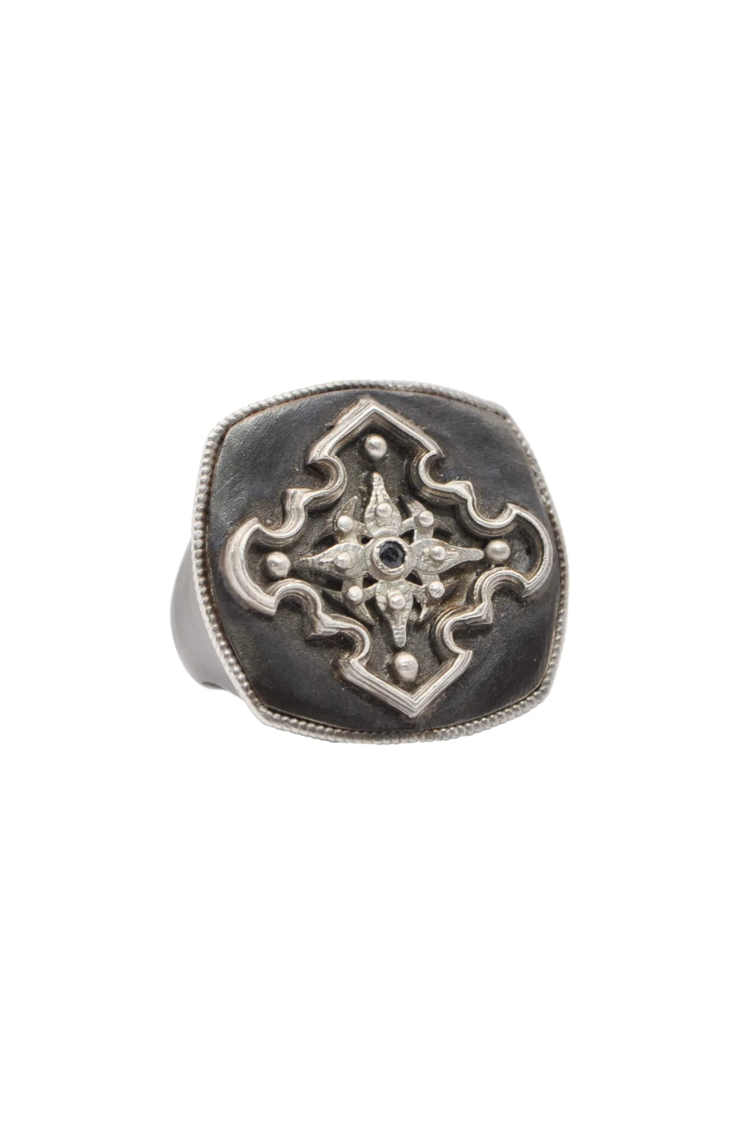 Pointed Cross Ring