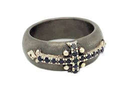 Pointed Cross Ring