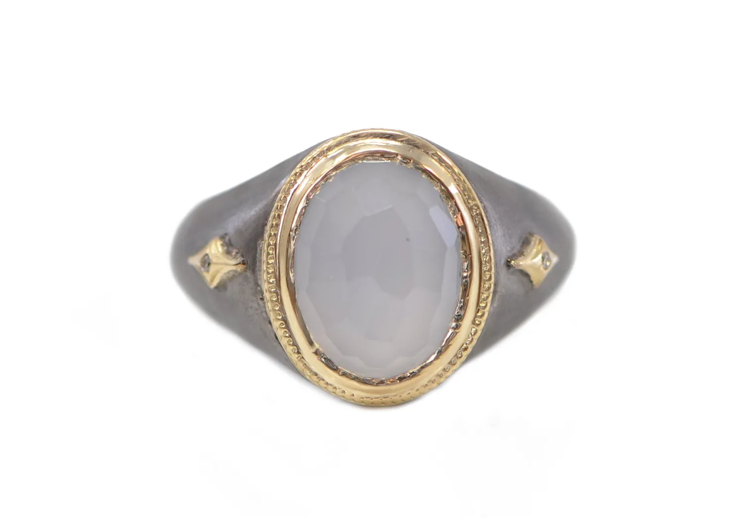 TURKISH CHALCEDONY SIGNET RING